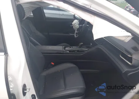 2023 Toyota Crown Limited z USA, uszkodzony, nr VIN JTDAAAAF3P3000271